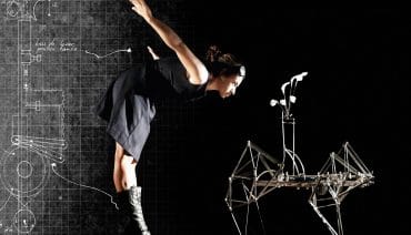 Je brasse de l'air performance mécanisée par Magali Rousseau