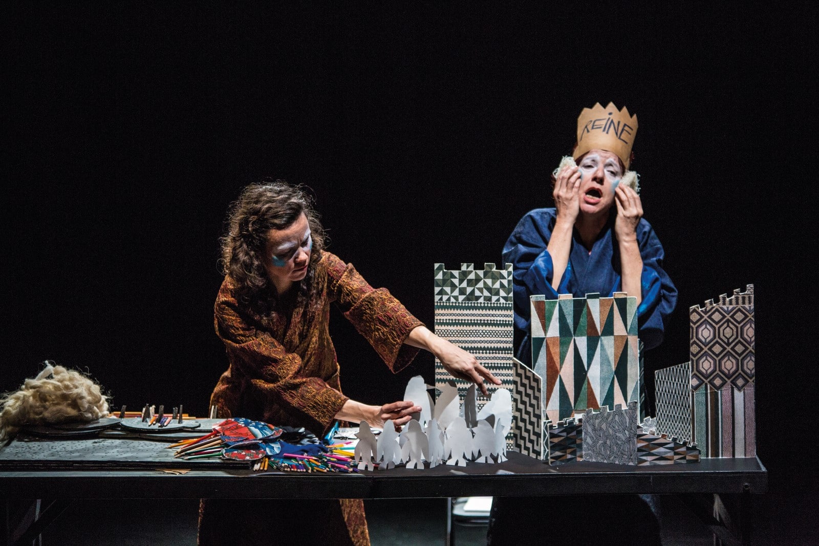 Papier Ciseaux Forêt Oiseaux théâtre d'objets