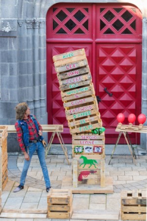 Spectacle de rue Le Magnifique Bon à rien ouverture de saison culturelle Bellerive 2019-2020