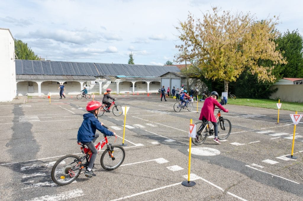 piste pédagogique de Bellerive, écoles primaires, vélos